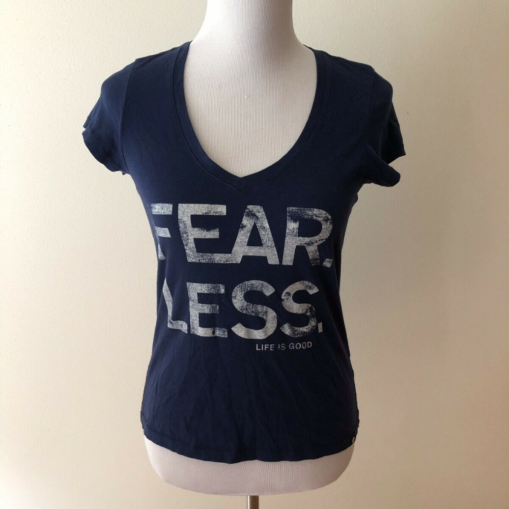 Life Is Good "Fear Less" navy blue V neck T - XS
